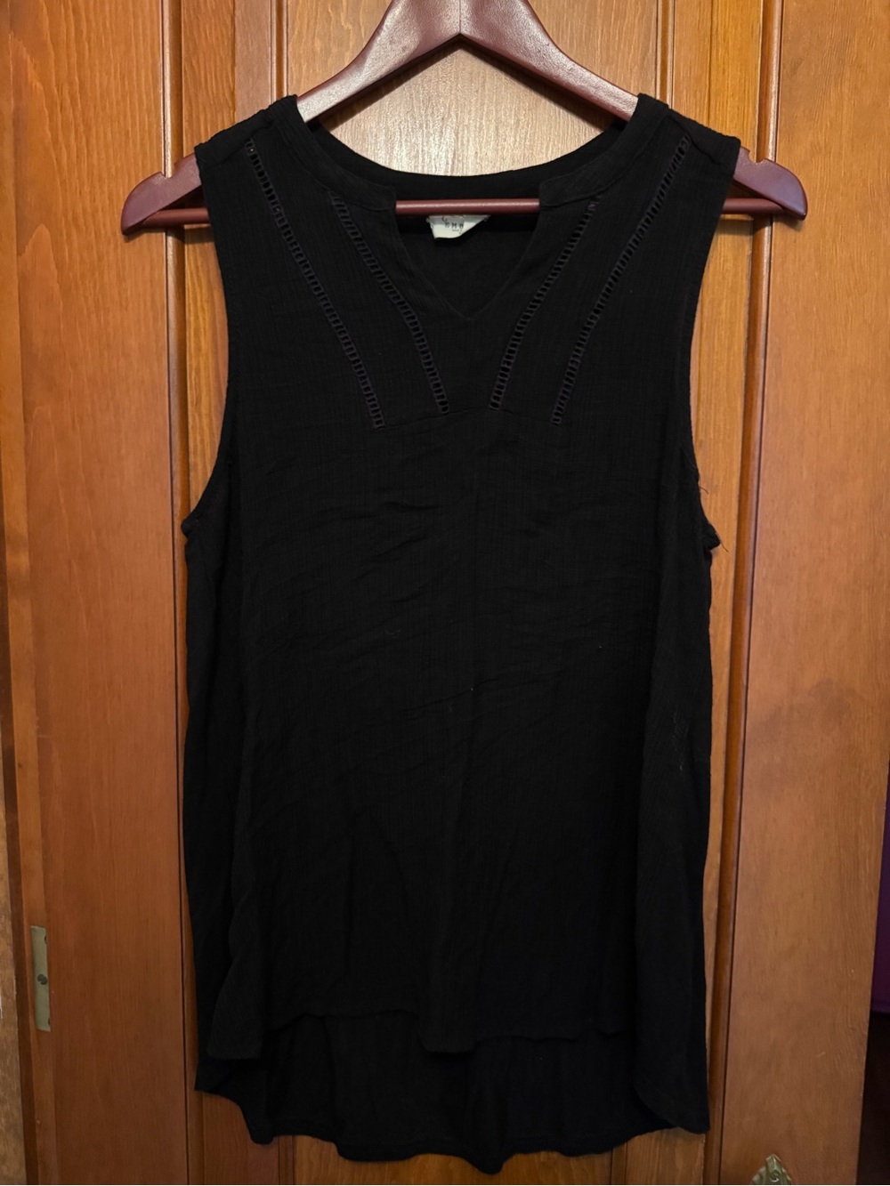 Black Sleeveless Knit Tank Top with Subtle Ladder Stitch Detail
